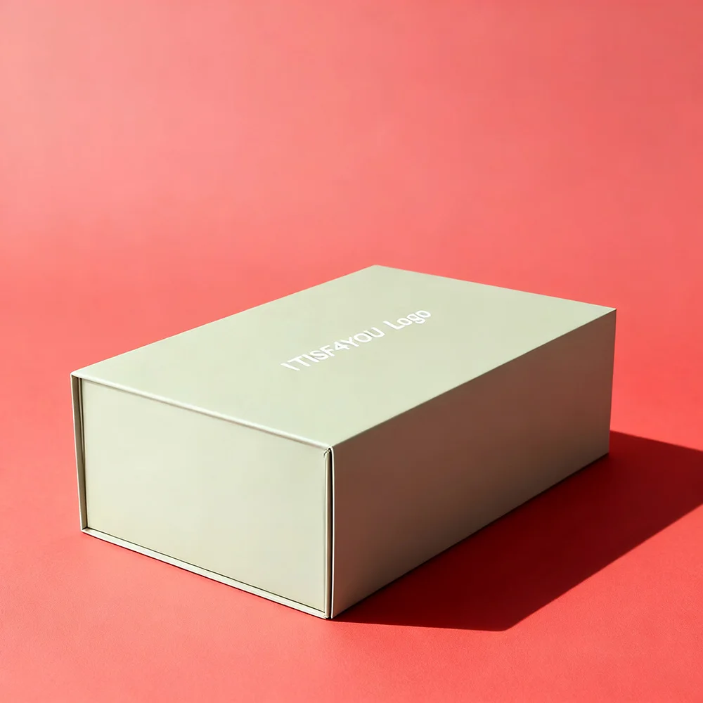 Luxus-Kamera-Verpackungskarton | Benutzerdefinierter Koffer aus recycelter Graupappe | Großes magnetisches Faltkonzept mit geprägter Oberfläche und Schaumstoffschutz