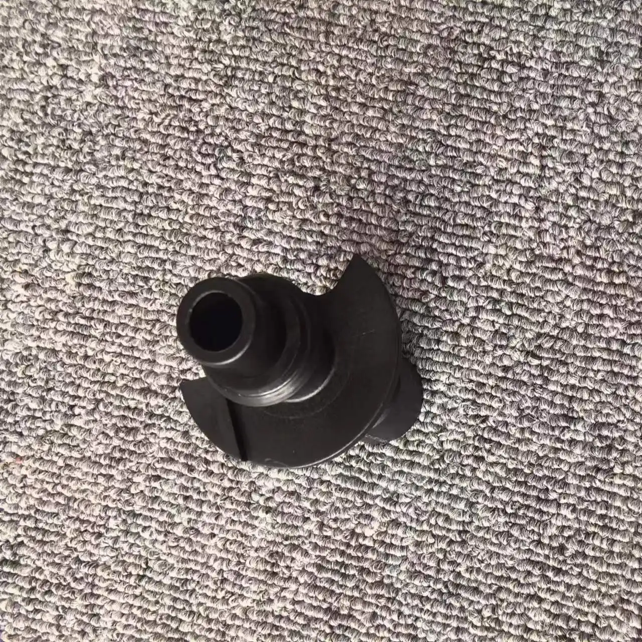 Custom Oem Lr028136 Pump Connector Water Pipe Radiator Water Pipe For L ...