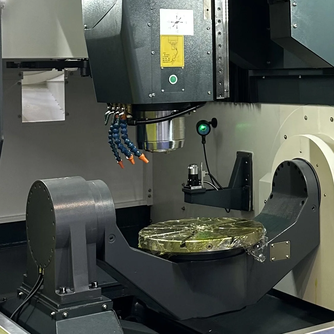 4 Axis Cnc Vertical Machining Sh1160 Vertical Milling Machine Vmc Machine