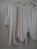 Beige foncé