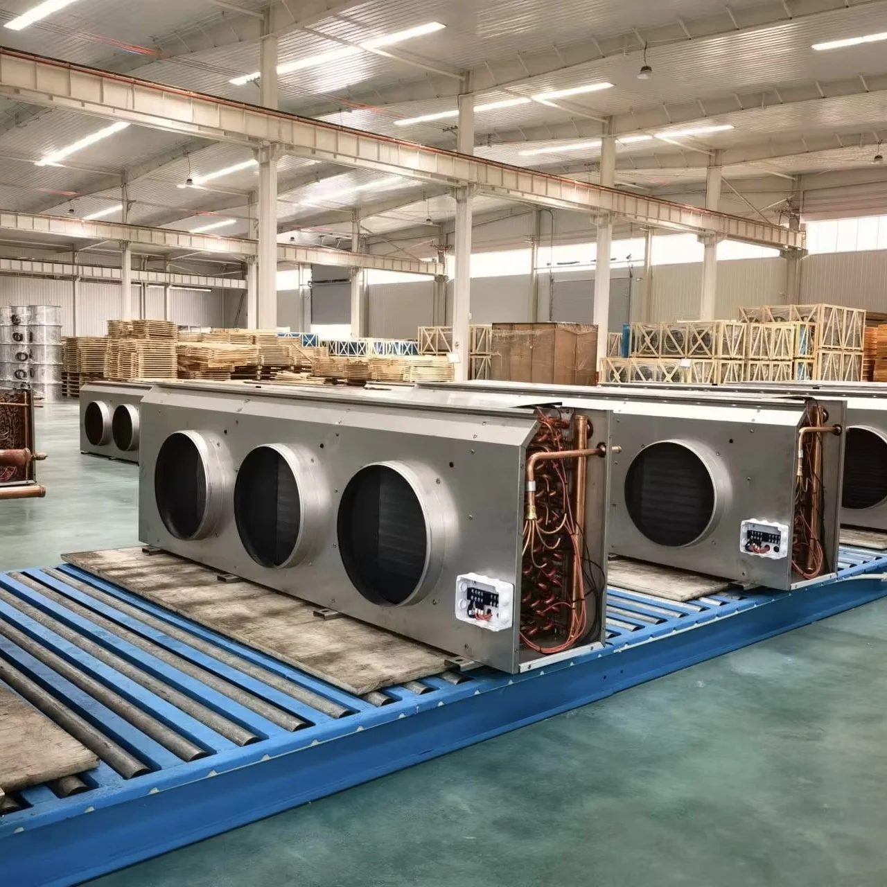 High productivity automatic motor driven spiral freezer for slaughterhouses