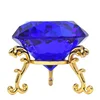 Soporte azul y dorado