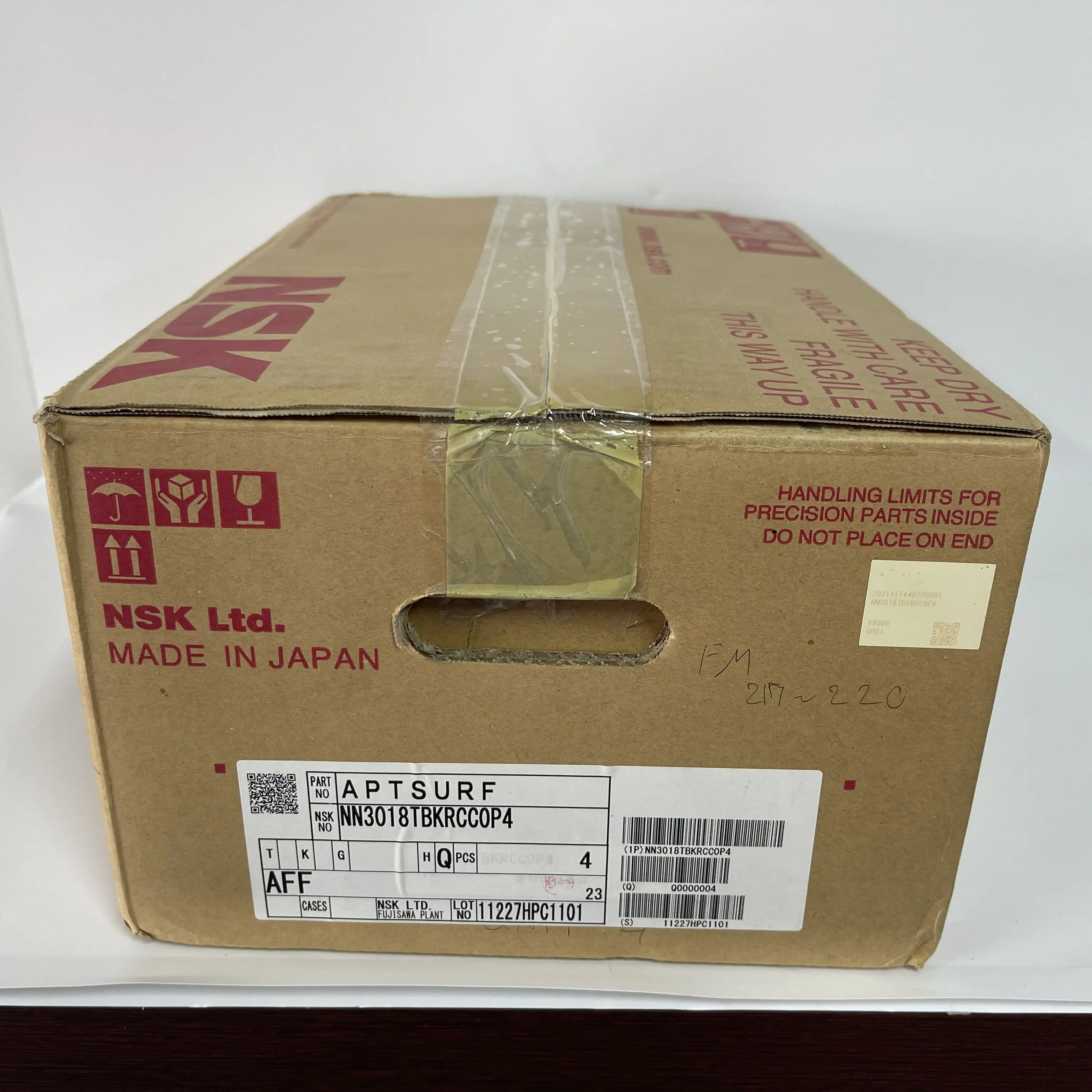 NSK Super Precision Bearing NN3018TBKRCC0P4