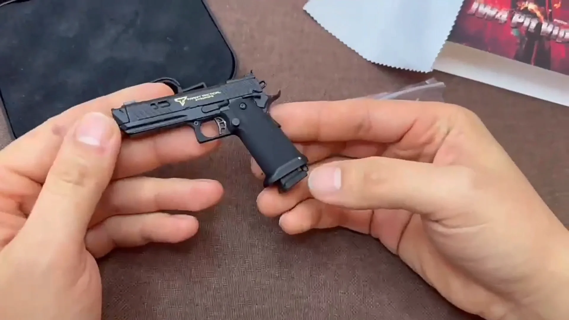 Taran Tactical Combat Master 2011 Gun Model 13 70mm Keychains John