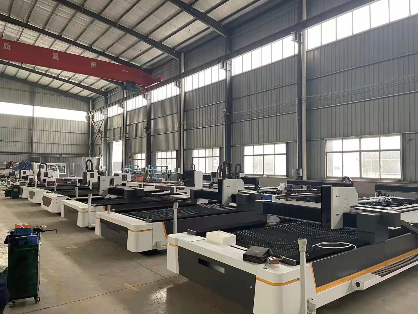 CNC Plasma Cutting Machine / Plasma Cutter / Plasma Cut CNC with Table and Power Source