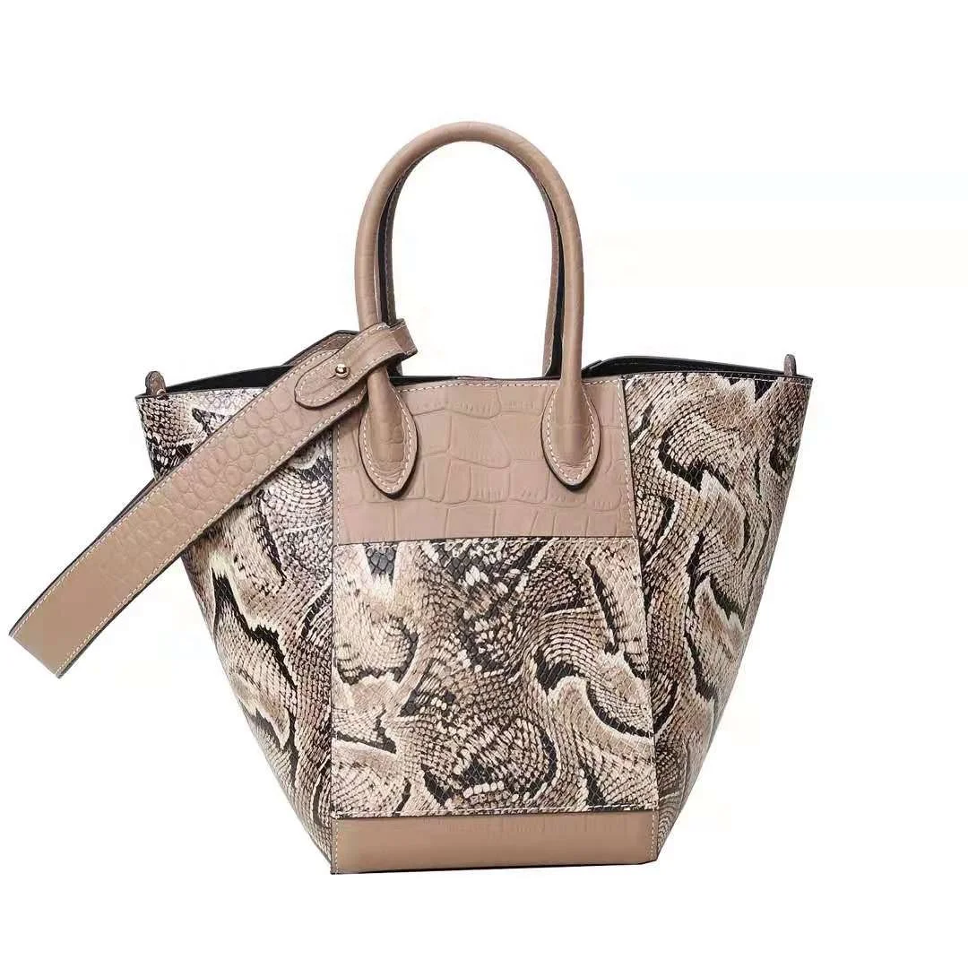 Snake Knot Snakeskin Bag New Look CHARLES KEITH Mini Snake Print