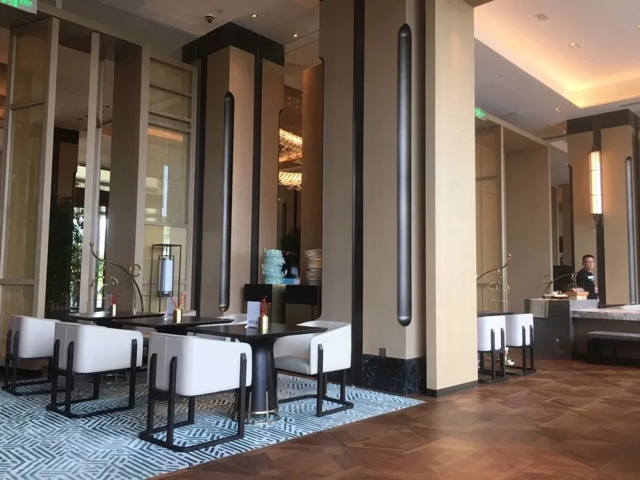 DC-433 роскошный Ресторан стойка для стула из нержавеющей стали высокого класса