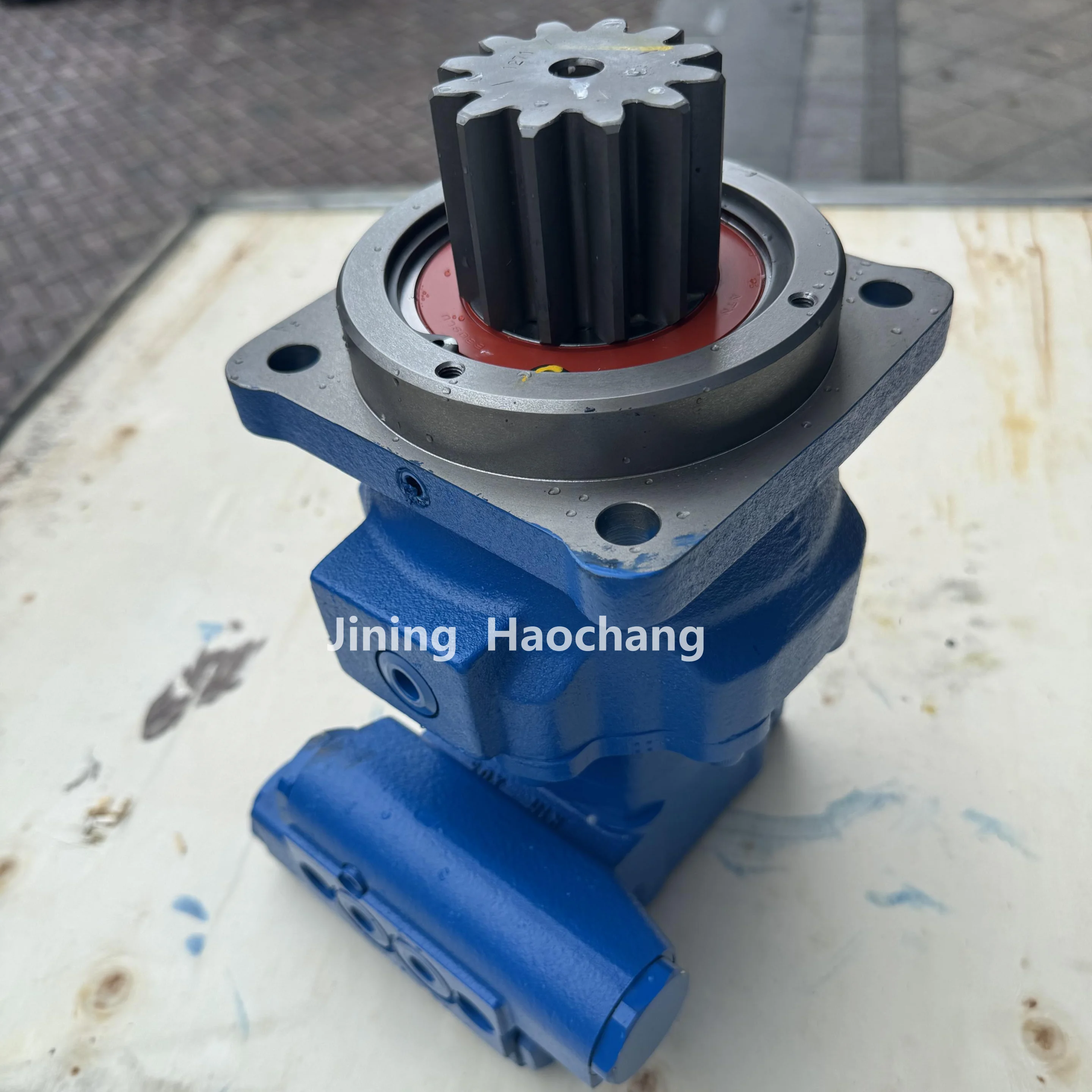 Takeuchi TB216 Swing Motor Assembly TB218 19031-30600 T306-00684A