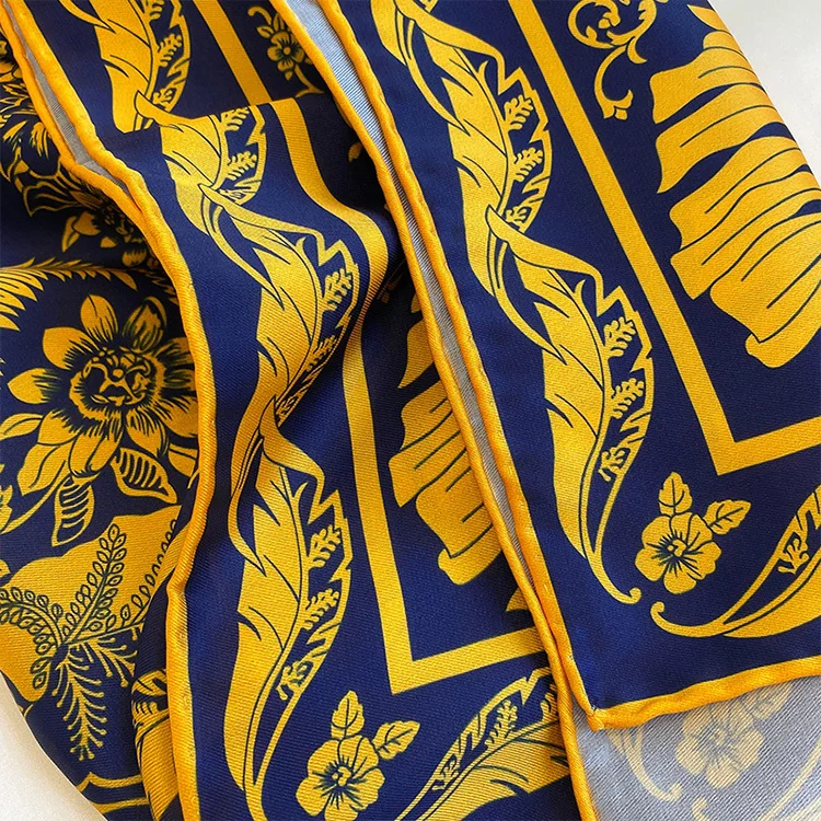 Spring and Autumn Flower Printing Silk Scarf Luxury Retro Print Square Satin Silk Scarf for Women