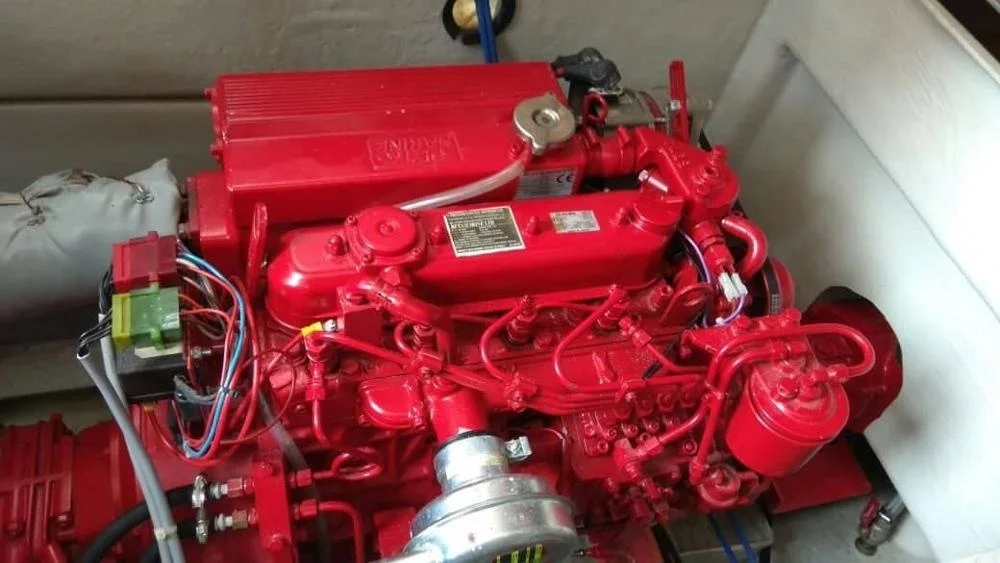 
 Новый морской дизельный двигатель BUKH EPA36 Lifeboat  