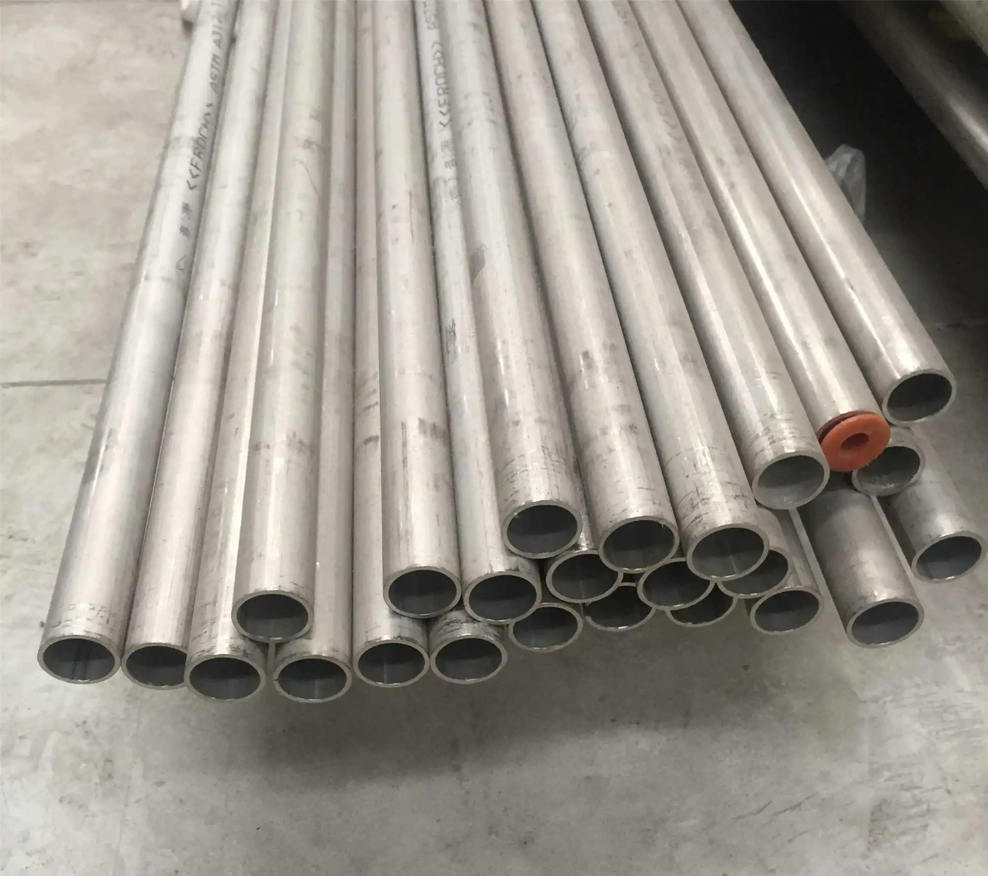 304 316 L Seamless Stainless Steel Pipe Stainless Steel square Tube 304 316 L Seamless Stainless Steel Pipe Stainless Steel square Tube