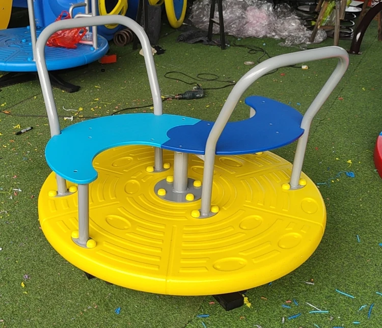 Children's powerless merry-go-round Safety swivel seat with railing High quality outdoor equipment multi-person swivel chair