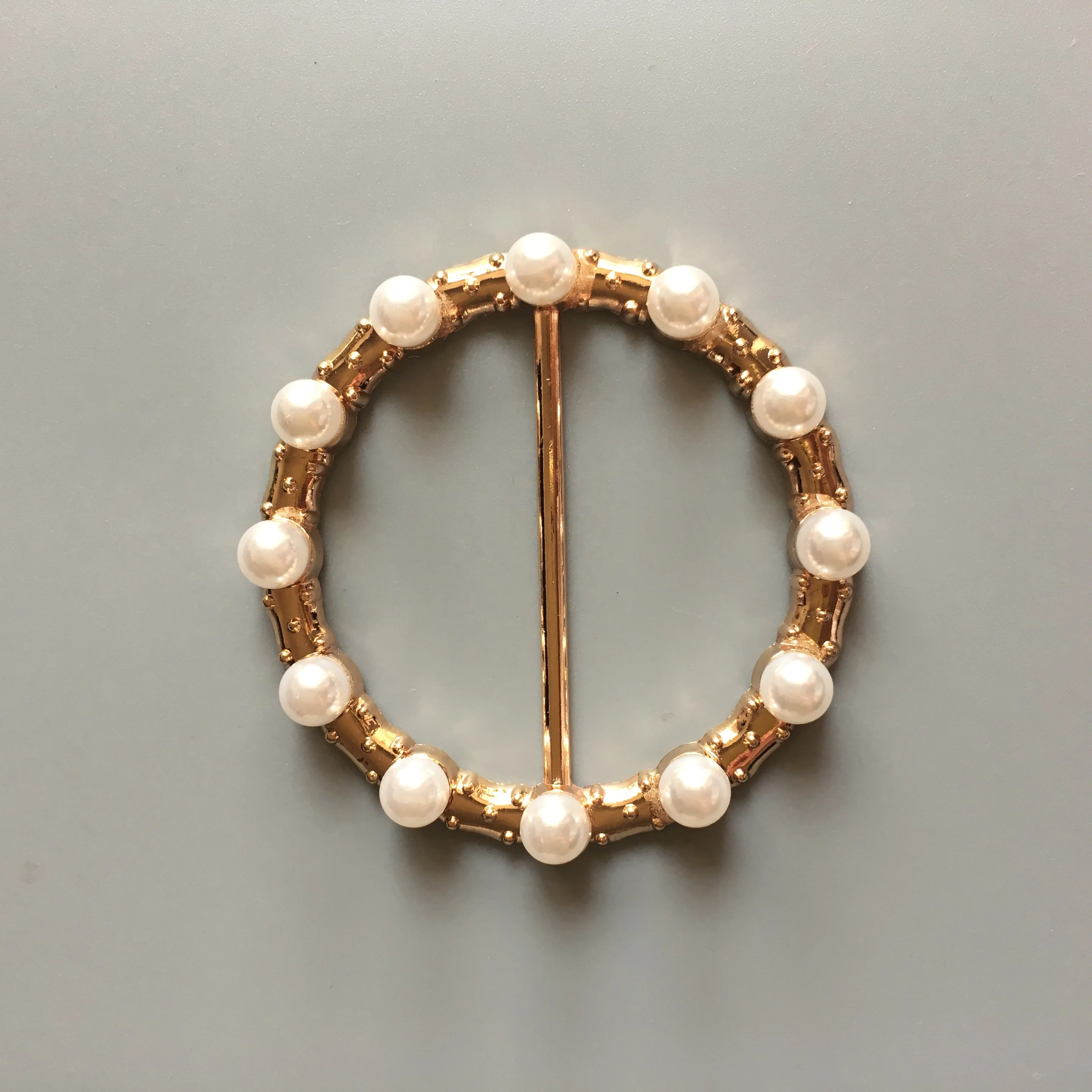 pearl buckle