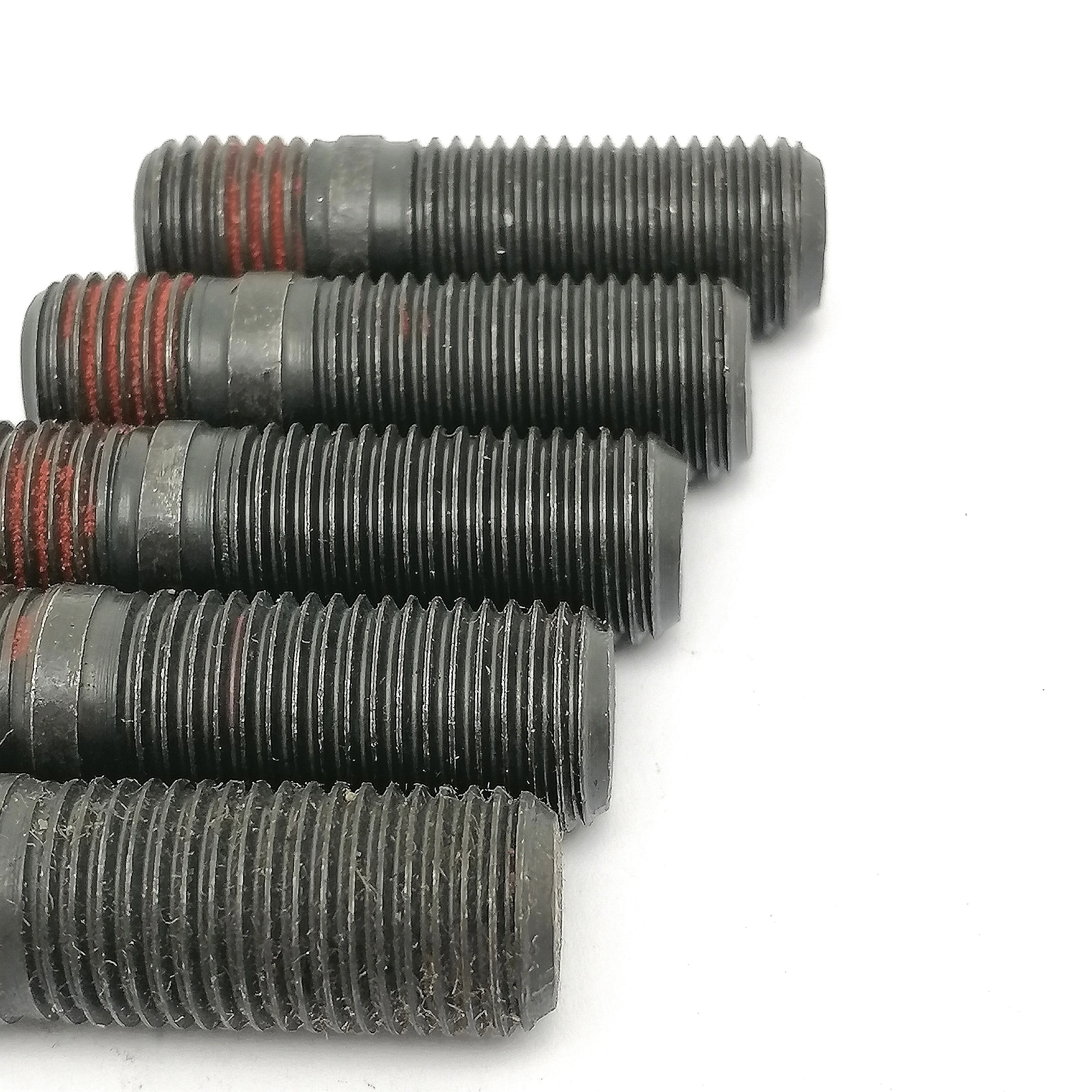 Newgate Forklift Spare parts wheel bolt 0039128901 1429128901 for Linde Forklift Parts details