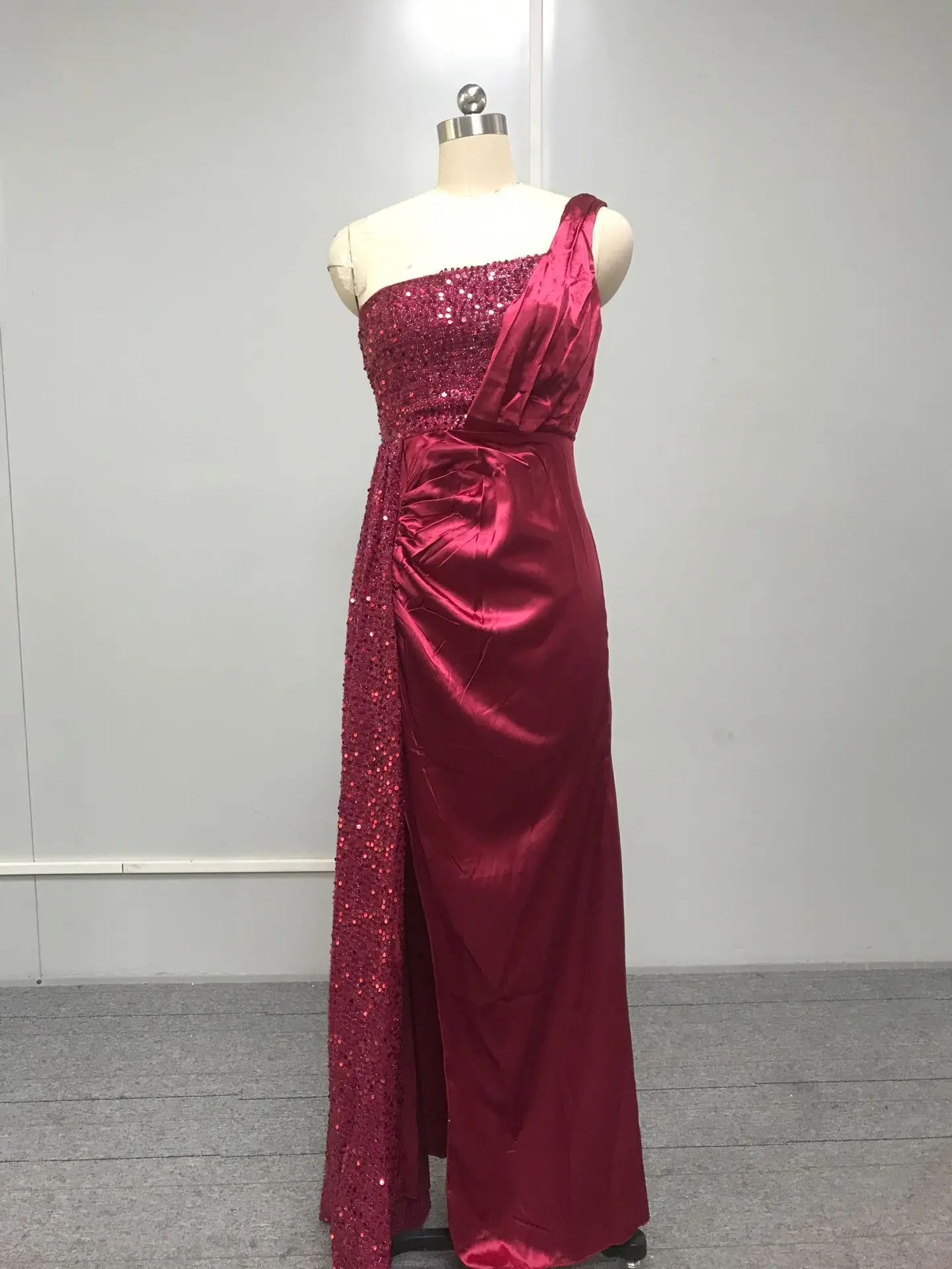 Shop Our Elegant Long Dress Collection for Formal Events Shop Our Elegant Long Dress Collection for Formal Events