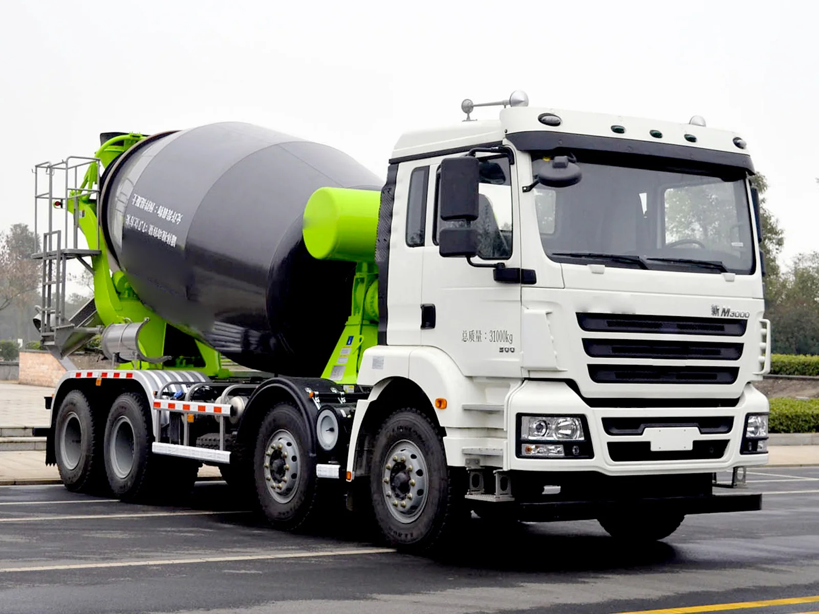 Zoomlion 8JBJ-R Concrete Mixer Truck - High Efficiency