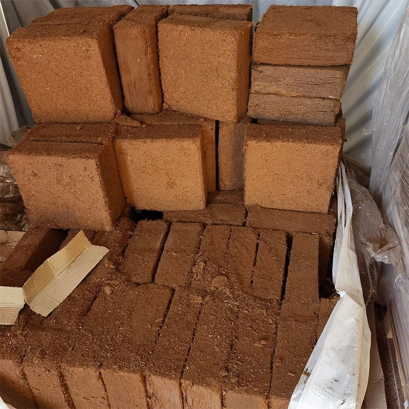 Horticultural Coco Bricks 650 Grams and 5 Kilograms Coconut Coir Brick for Sale