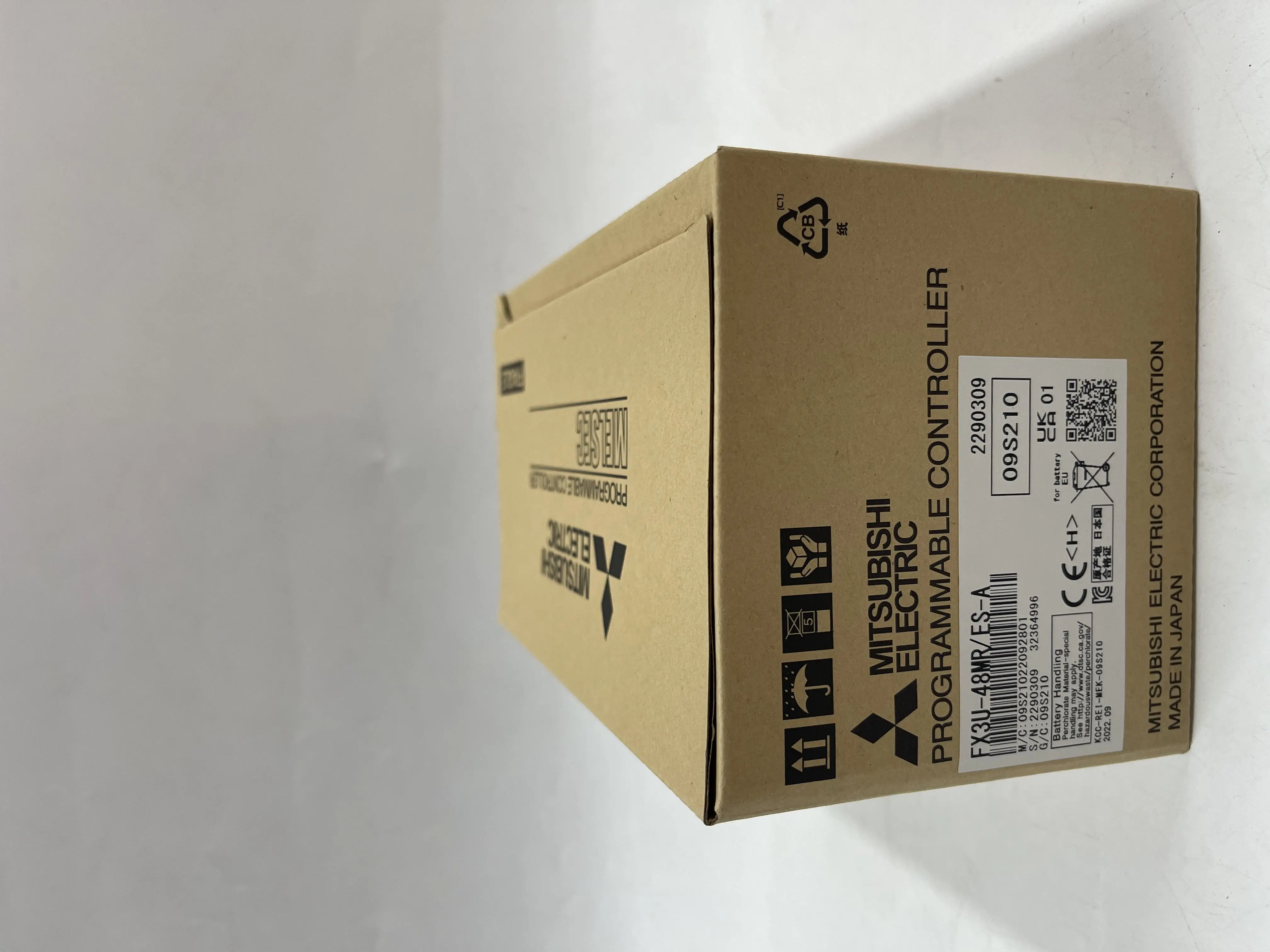 Mitsubishi Programmable Logic Controller FX3U-48MR/ES-A Mitsubishi Programmable Logic Controller FX3U-48MR/ES-A