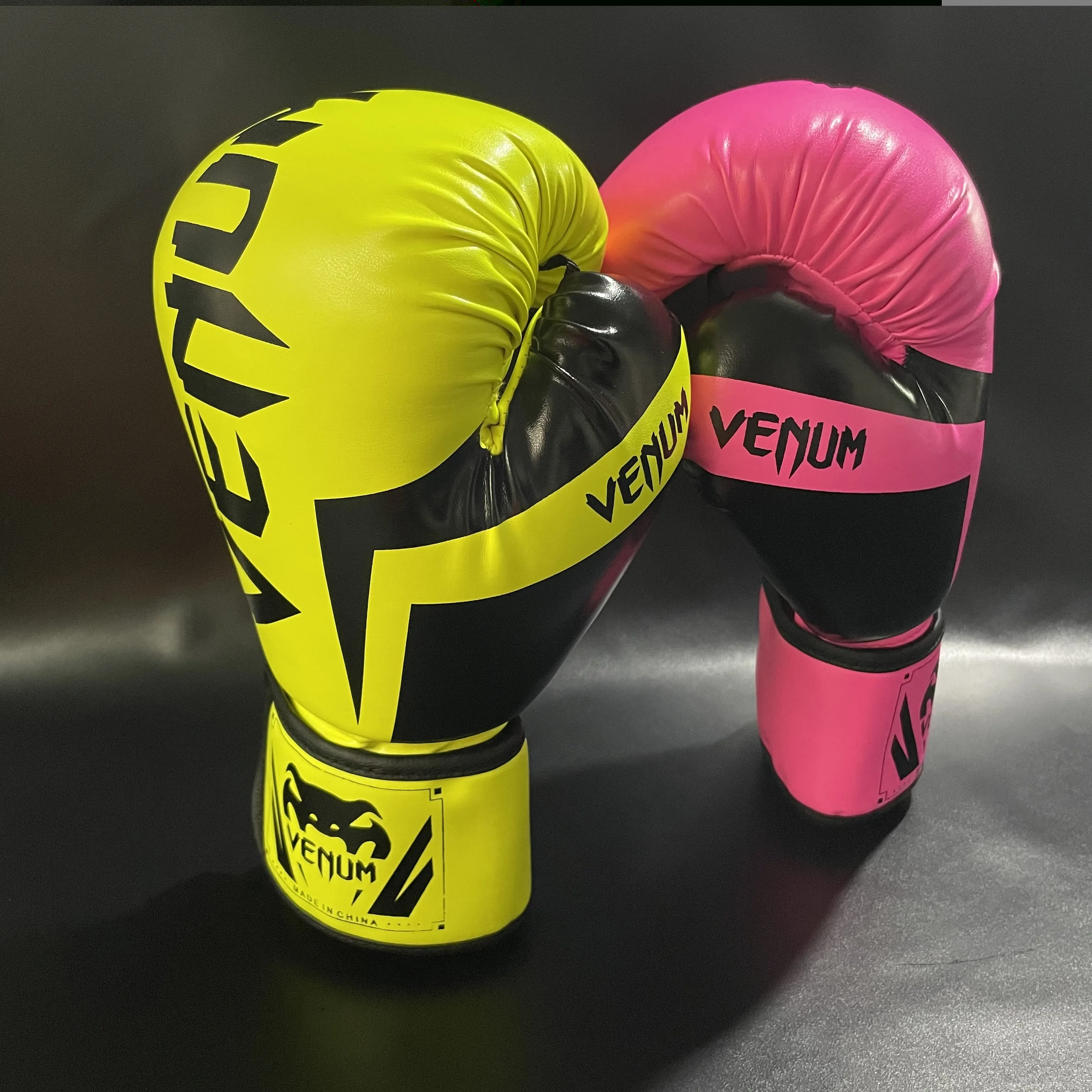 2023 Custom Logo Exquisite Leather Reaction Skill Sports Boxing Winning