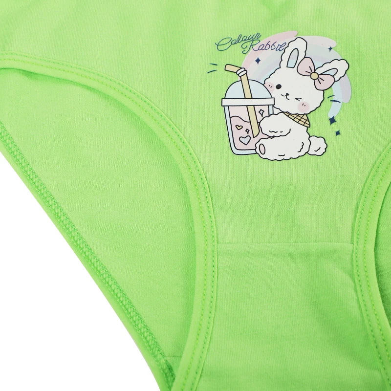 Uokin A8457 Little Girls Panties Underwear 6 Pieces Sets Cartoonwoment