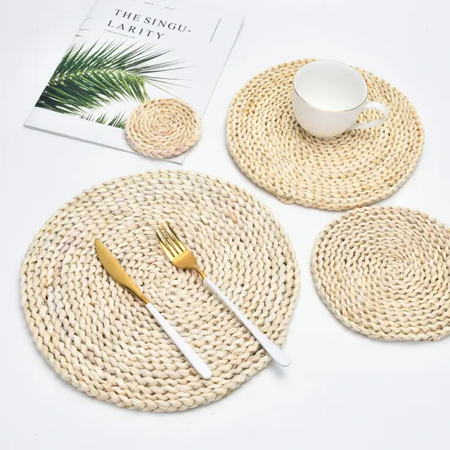 Custom Japanese Woven Rattan Round Placemat Stylish Round Straw Mats & Pads