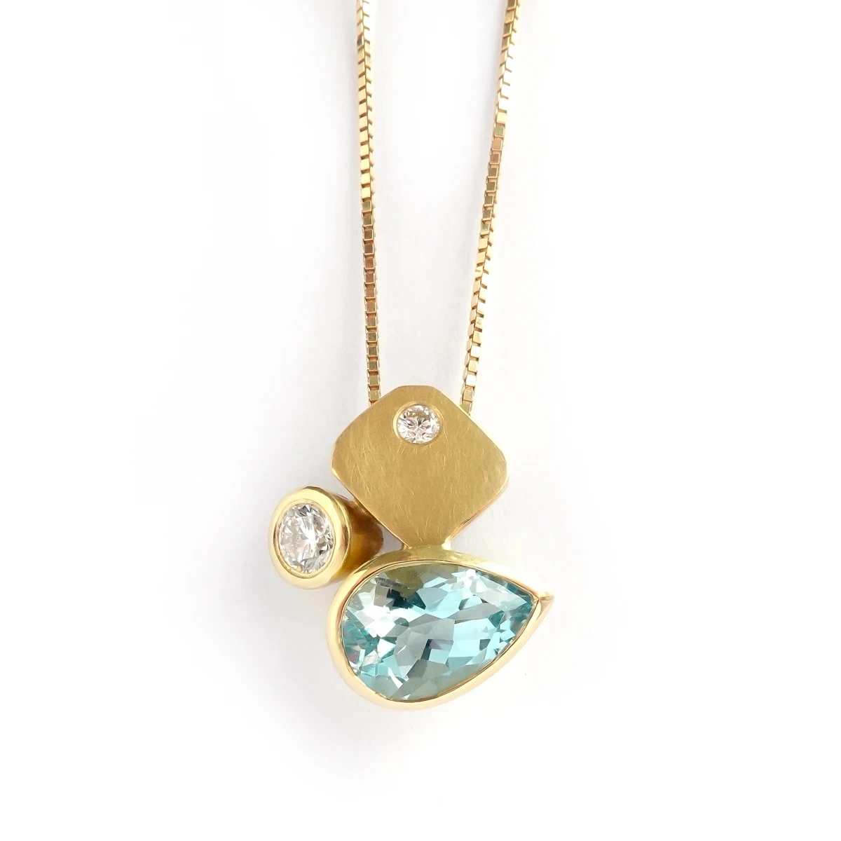 十四代　双虹　一升瓶　新品 SIN KWANG Jewellery - 新品🎉 吊坠款串珠手链😍 （四叶草，巴黎