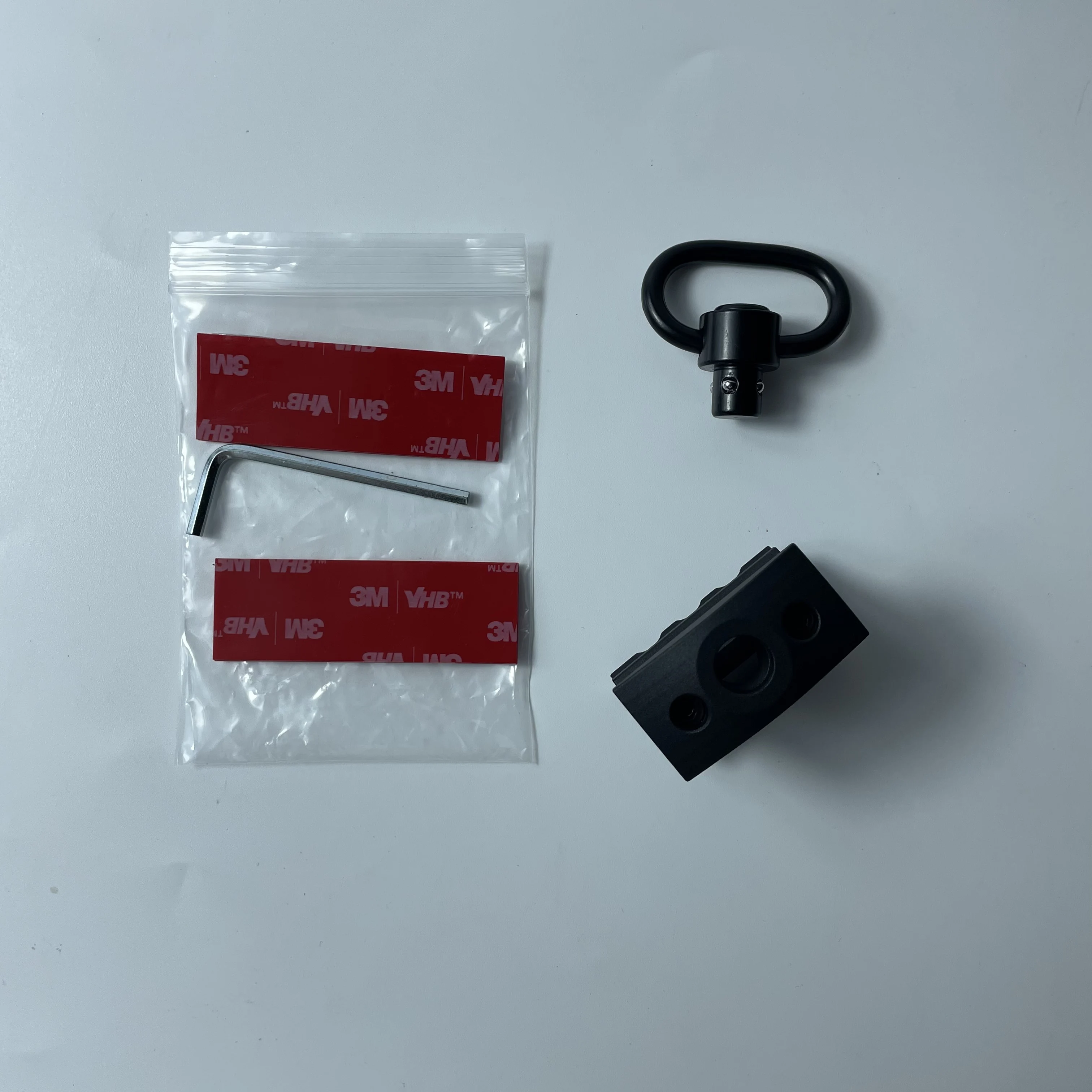 Outdoor Hunting Quick Release Sling Swivel Mount with Aluminium Alloy Flashlight Light Mount