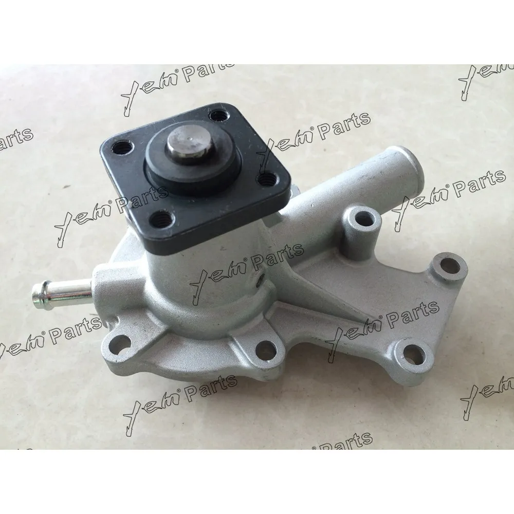 D722 Water Pump for Kubota Engine Replacement Parts 3