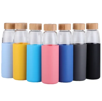 Hot Selling Glass cup Silicone Sleeve Tumbler Borosilicate Glass Water Bottle with bamboo lid
