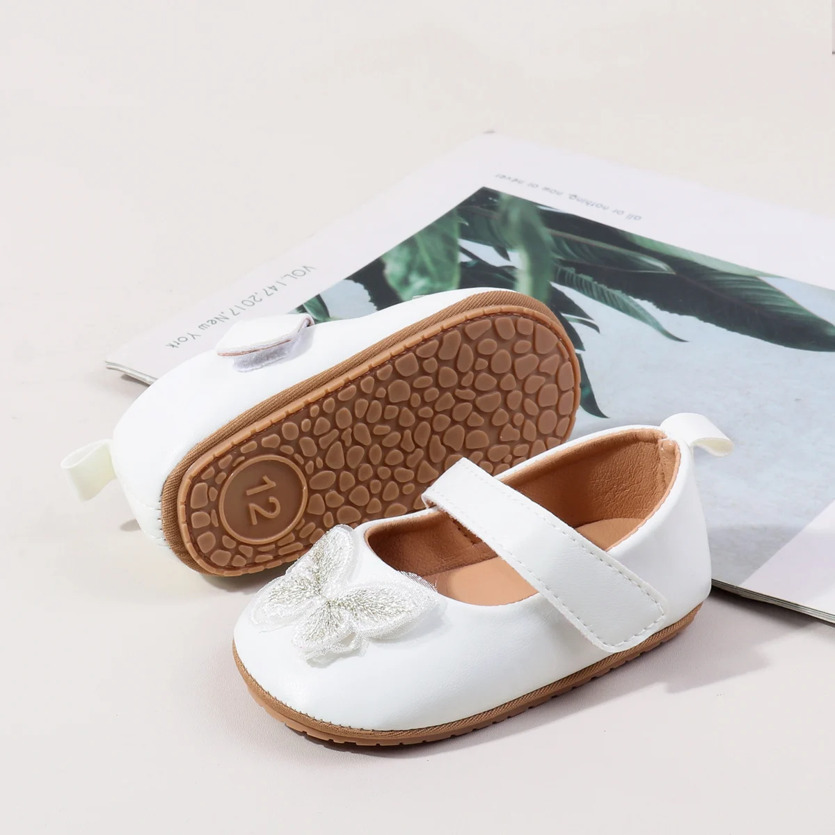 Beautiful butterfly Design Solid Leather Princess Girls Shoes for Babies 0-12 Months manufacture