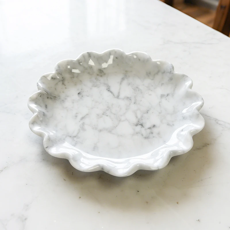 Набор мраморных подносов с системой вложенности и прочной настраиваемой конструкцией для современного оформления квартир