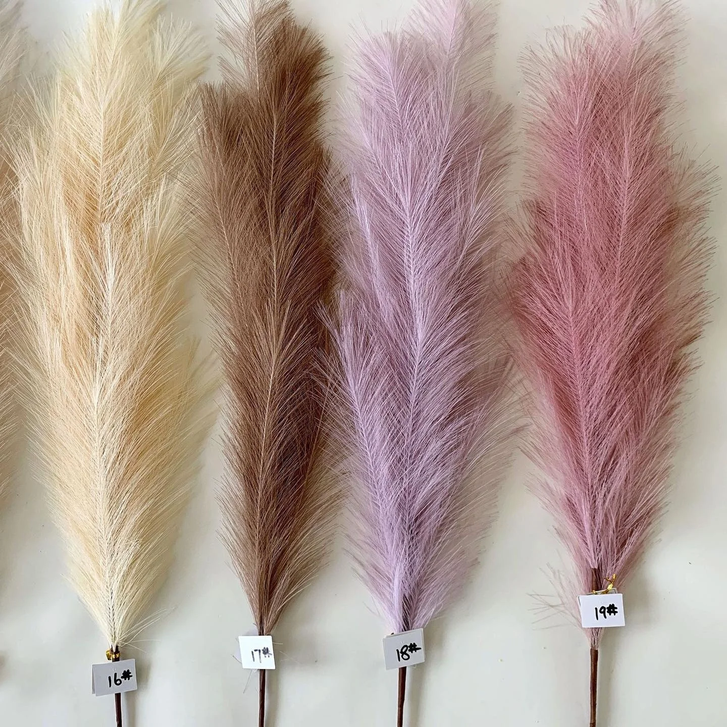 X301 Two Parts Removable Stems Assembled Faux Pampas Pampass Grass Artificial Large Arrangement Decoration Pampas Grass