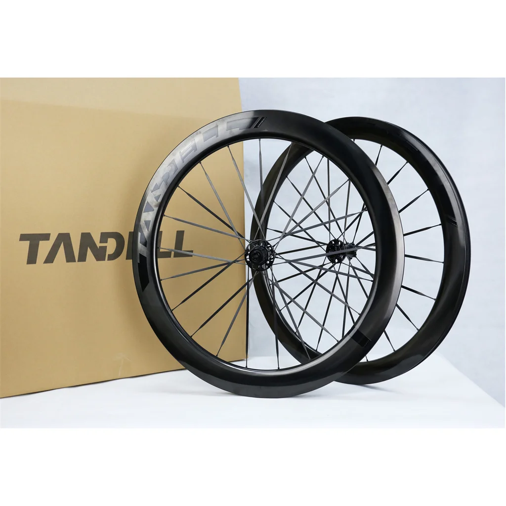 高級カーボン自転車ホイール 700c バイクタイヤ 700c 20インチ バイク 