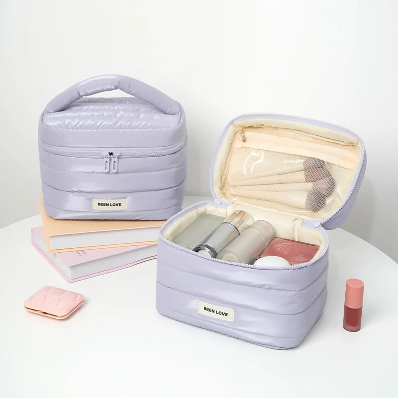 Wholesale Women's Portable Makeup Bag - Large Capacity Wholesale Women's Portable Makeup Bag - Large Capacity