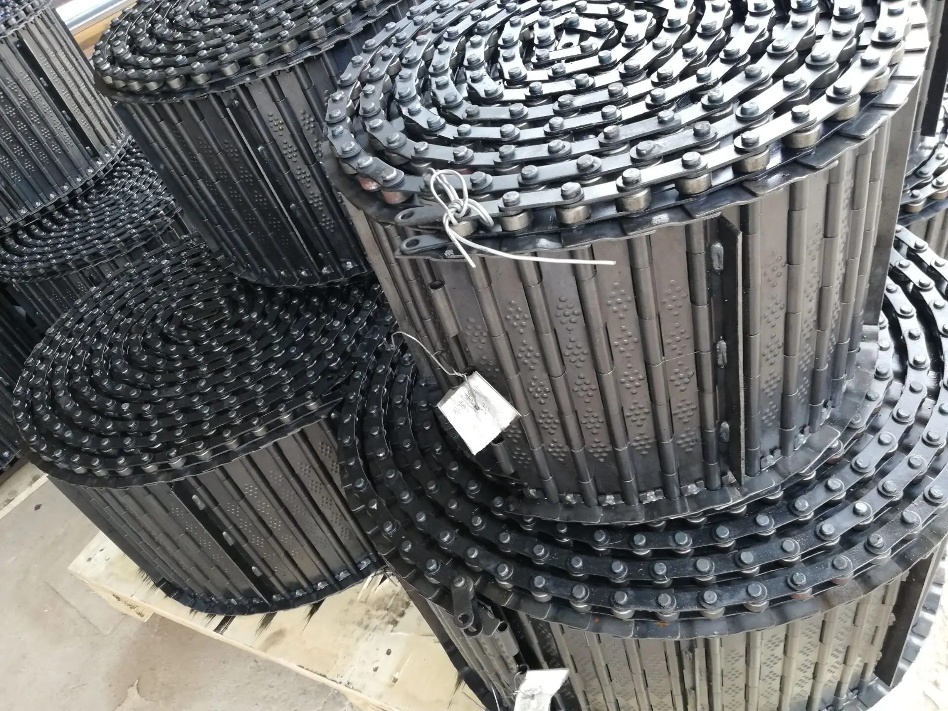 Шаг 31,75 cnc станок стальной стружки конвейерная лента на петлях