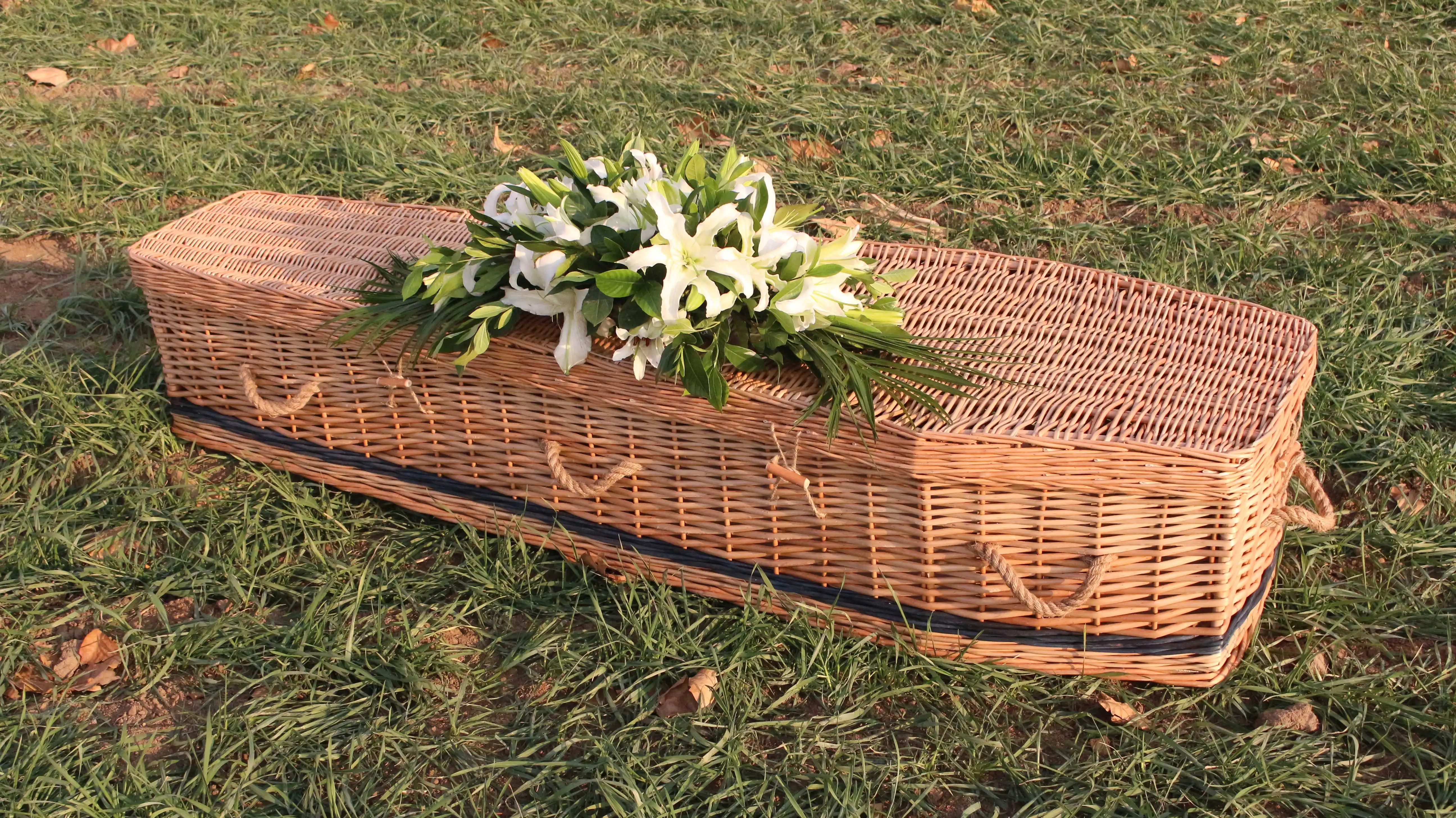 Funeral Wicker Coffin Casket Coffin New Design Classic China Funeral