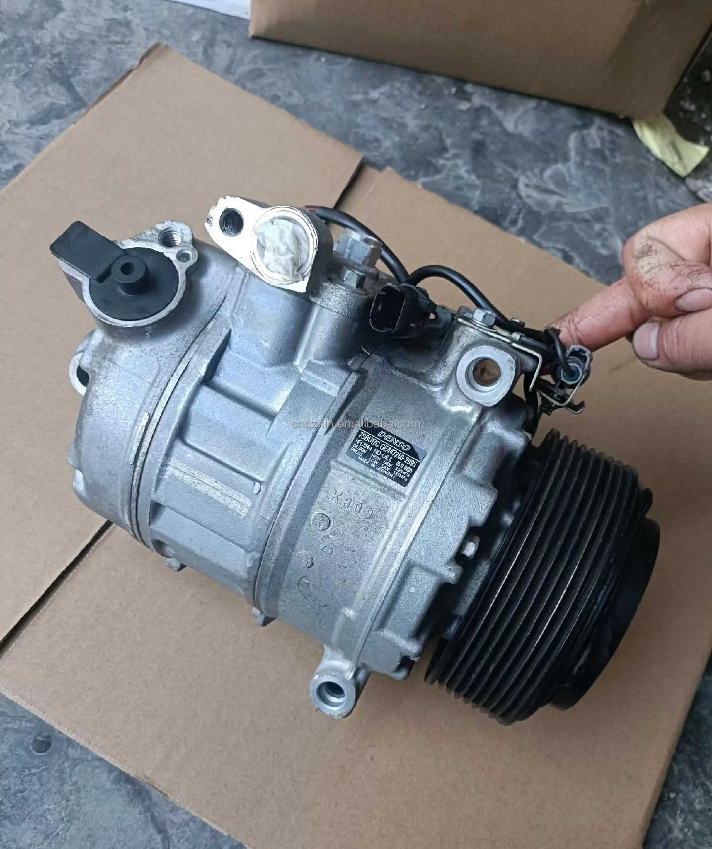 Ferrari 458 Spider Air Conditioning Compressor - OEM 267146