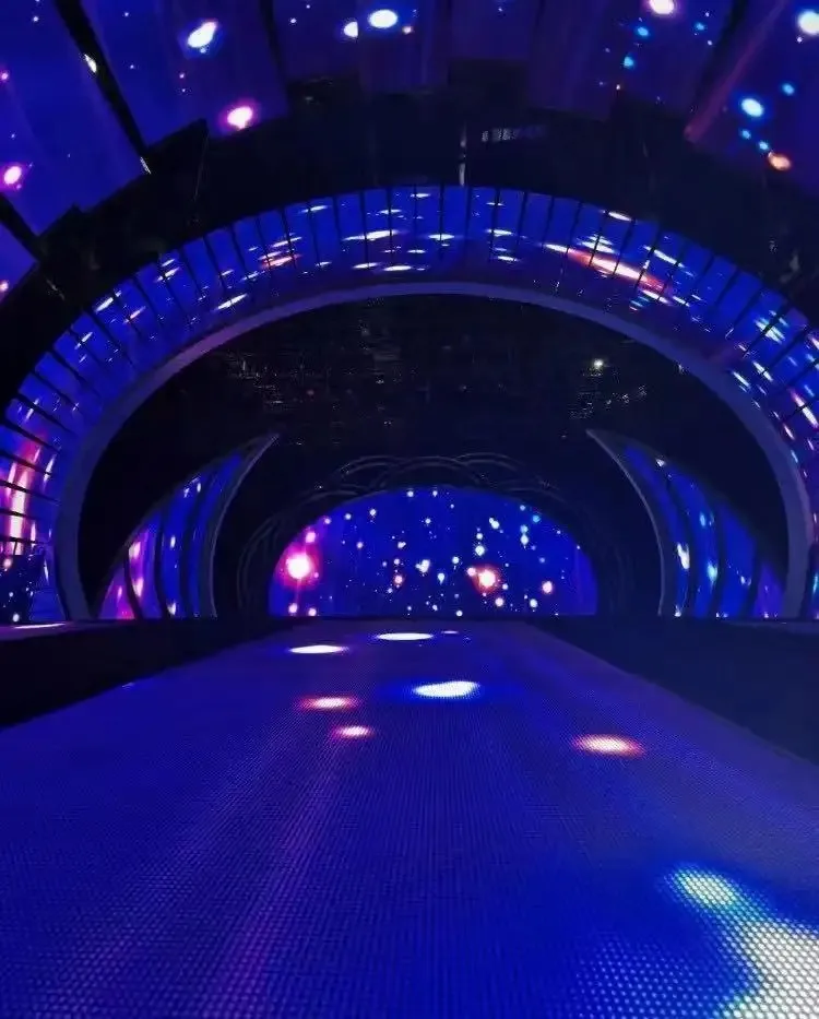 P2 P3 P4 Creative LED Tunnel Screen F Arch Display Space-time Tunnel Screen Curved LED Video Walllexible Soft LED Module LED
