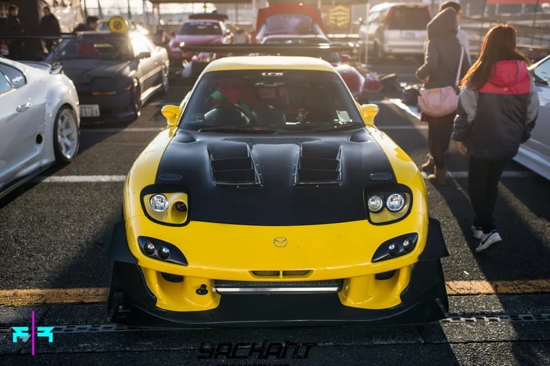 Carbon Fiber Hood Bonnet for RX7 FD3S - Durable & Stylish