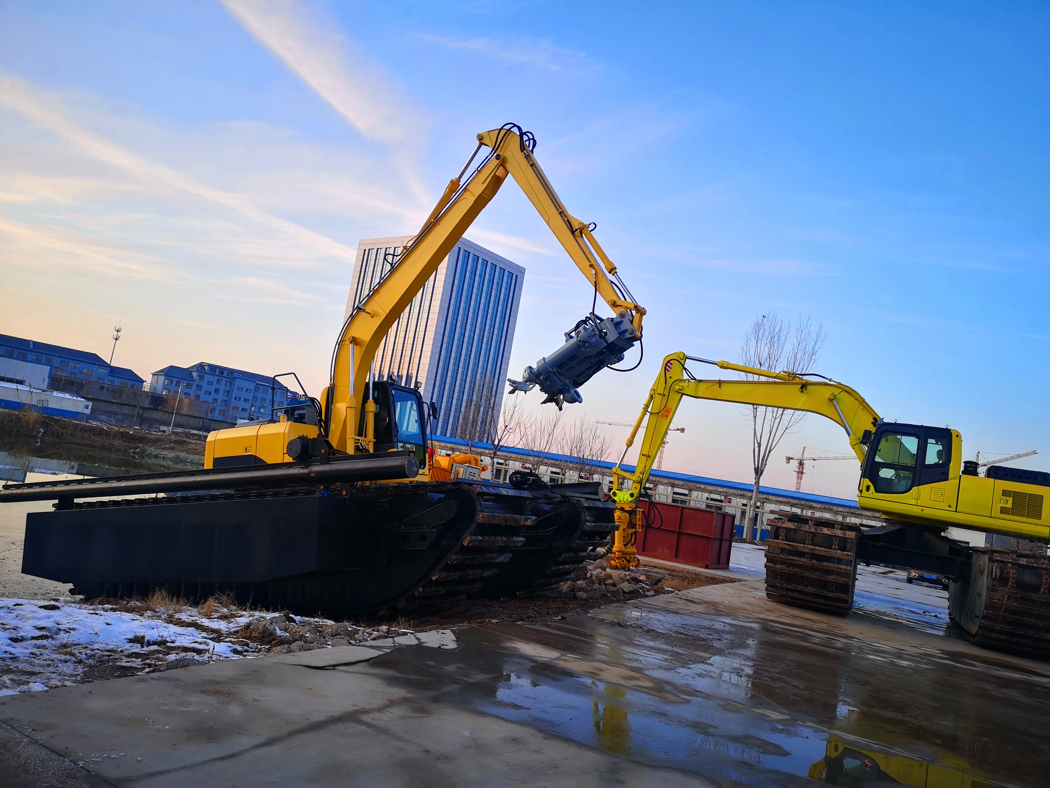 Customized Size Modular Container Pontoons excavator Platforms Barges From China