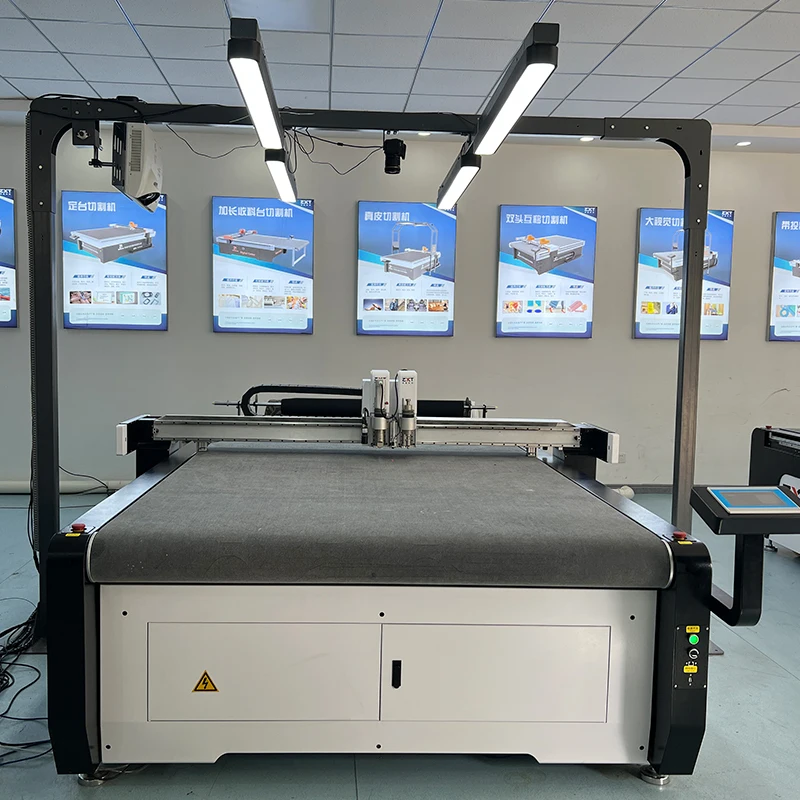 ZXT Oscillating Knife Automatic Artificial PU Genuine Natural Leather Cutting Plotter Machine for Making Shoes