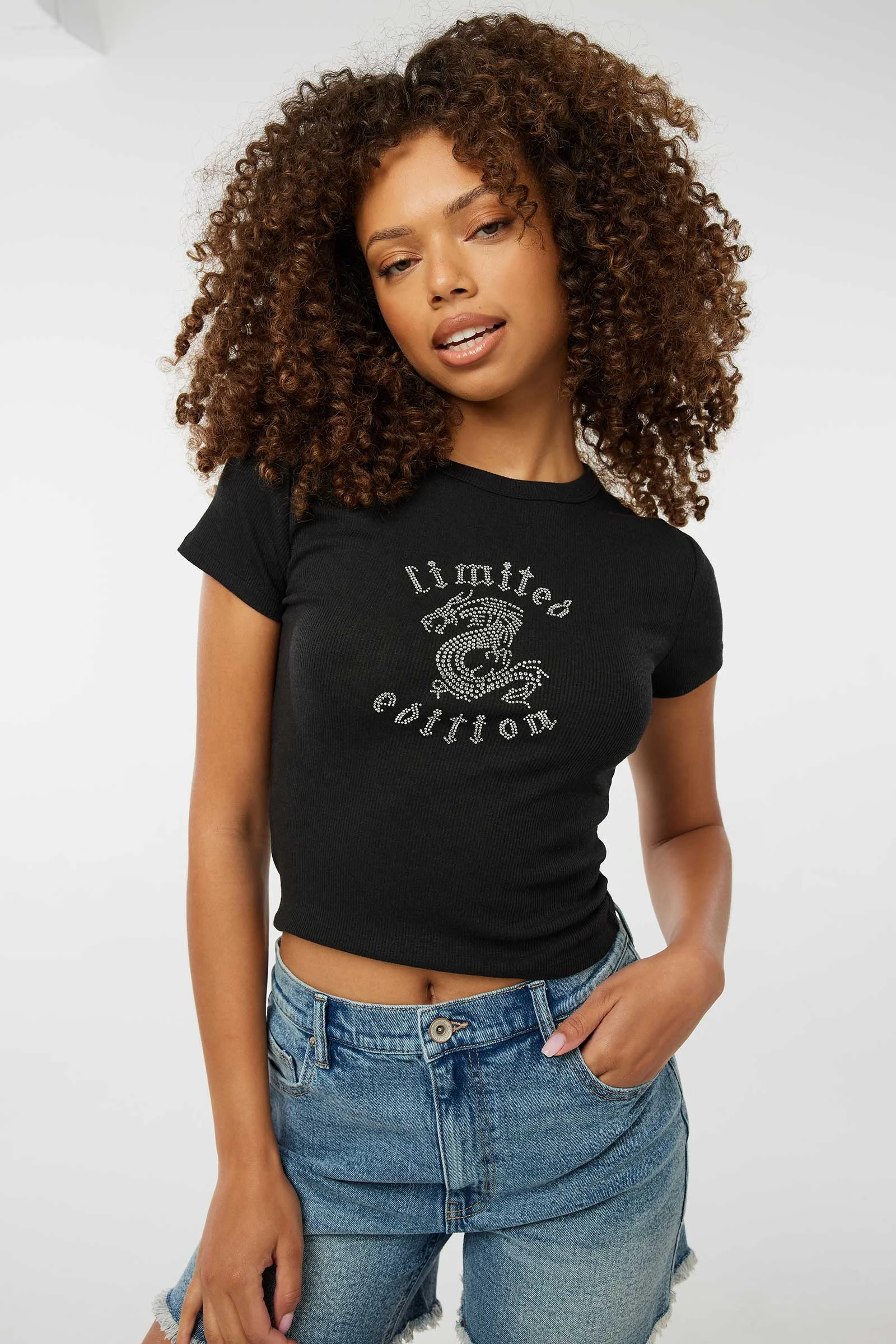Custom Bling Crystal Logo Streetwear Summer Tee for Women