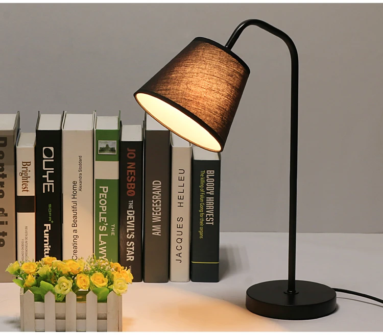 Wholesale Fabric Shade Modern Style  Study Bedroom Popular Reading Table Lamp