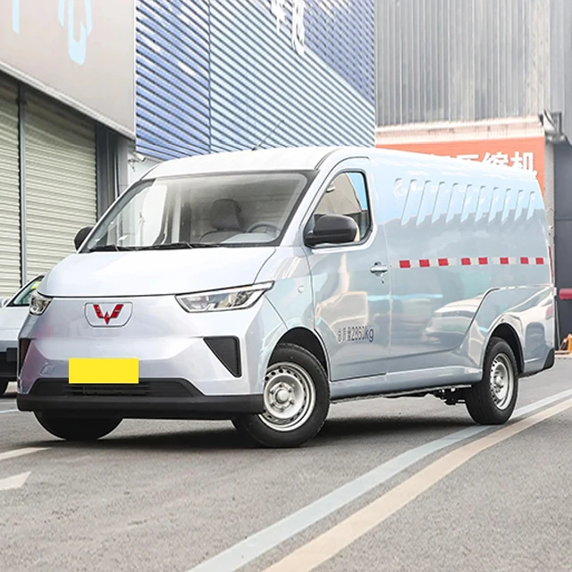  Foto zu Wuling Yangguang G105-3 - NEV Van With 7-14 Seats Electricity Van New 