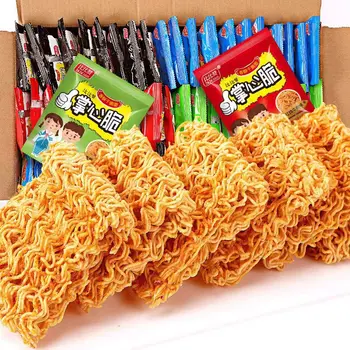 Bibizan Instant Noodles,crispy and Spicy Snacks,crispy and Crispy Noodles in the Palm of Your Palm.