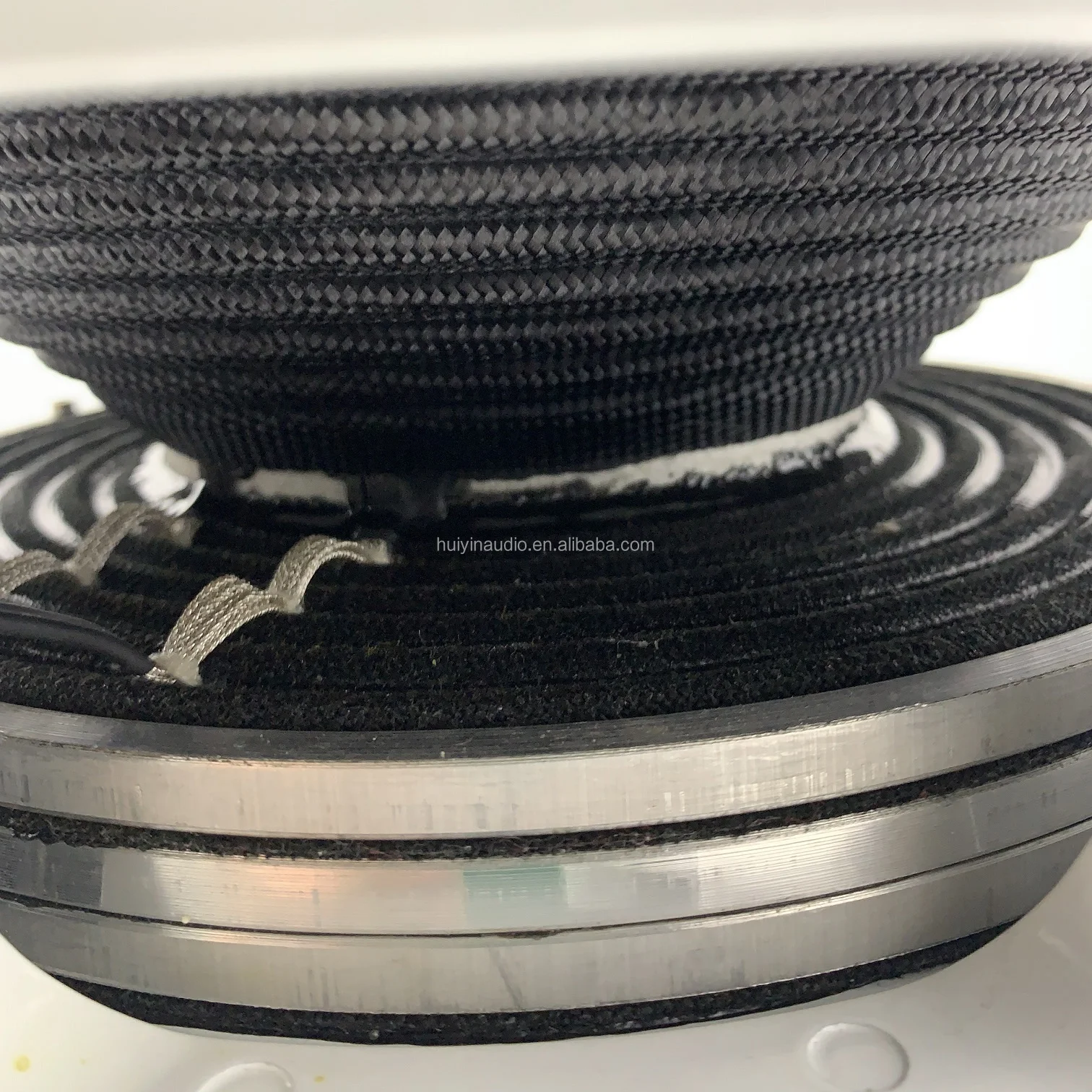 15インチ高パワフルカーオーディオサブウーファー4000Wトリプル