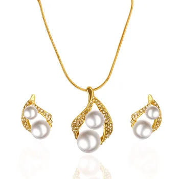 Imitation Pearl Earrings Pendant Necklace Set Women Wholesale Shinning Crystal Exquisite Silver Jewelry Sets