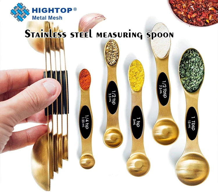 Black and Gold Magnetic Measuring Spoons Set