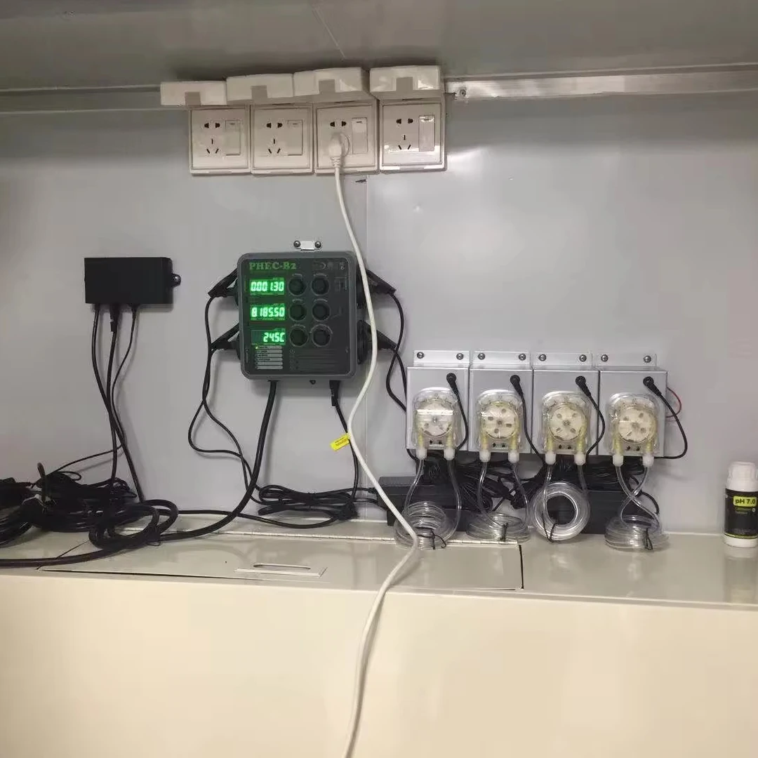 Digital Nutrient Controller PH Meter Nutrients Dosing System for Greenhouse Hydroponics System