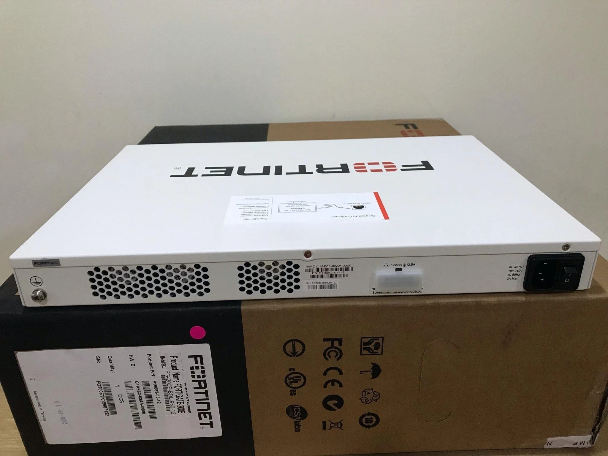 Fortinet Fortigate FG-200E - High-Performance Firewall